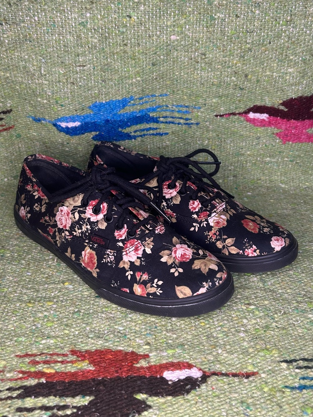 Vans Black Floral Lace-Up Women's Sneakers 8.5